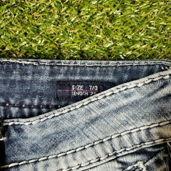 VIGOSS Capri Women Size 7/8 Blue The Dallas Capri Stretch Distressed - Picture 6 of 10